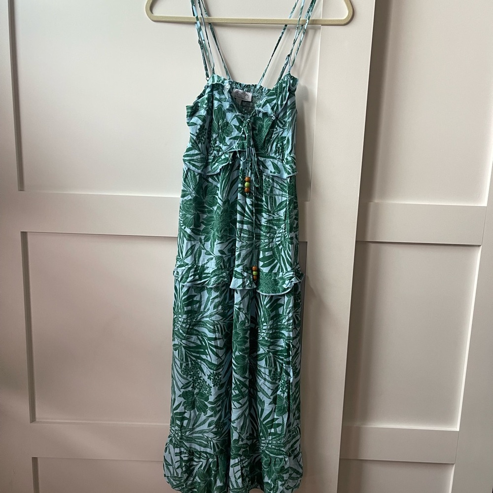 Sofia Vergara, side S, Green Leaf Print Midi Dress